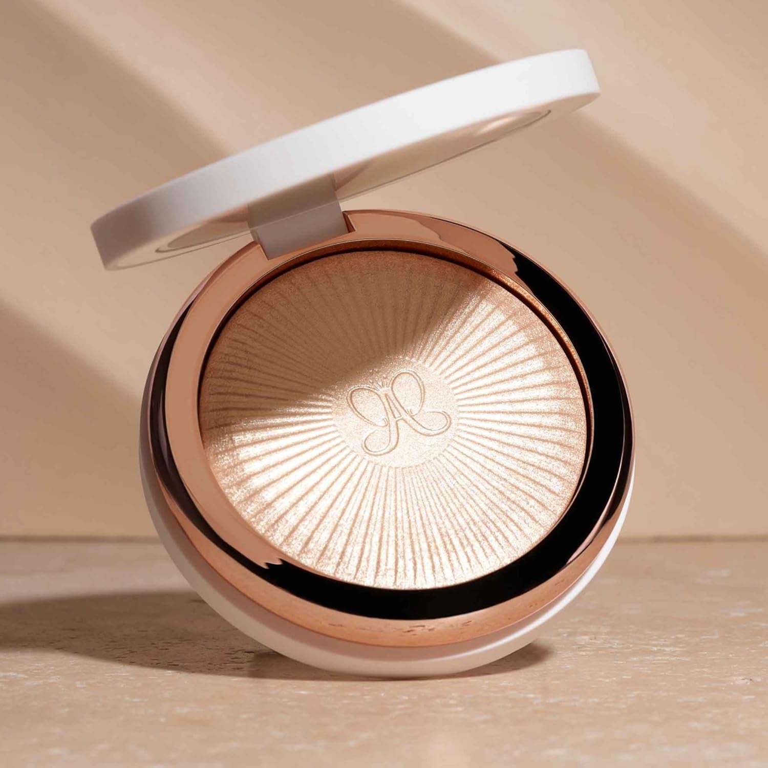 - Glow Seeker Highlighter