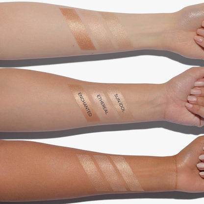 - Glow Seeker Highlighter